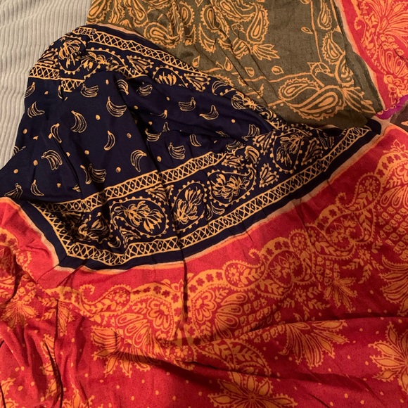 FARM Rio - Multicolor Bandana Dream Cut Out Maxi Dress (M) - Picture 7 of 7